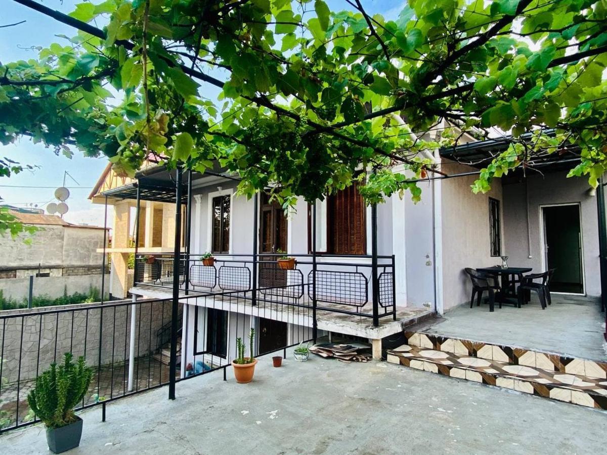 Naziti House Hotell Batumi Eksteriør bilde